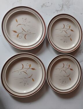 Vintage Newcor Stoneware Plates 1986 Harvest Wheat Pattern Set of 4